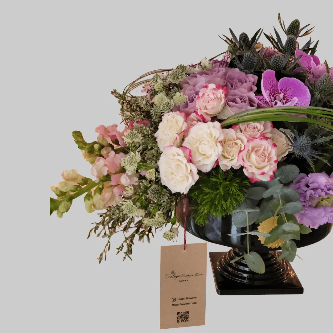 Lüks Siyah Vazo Aranjmanları