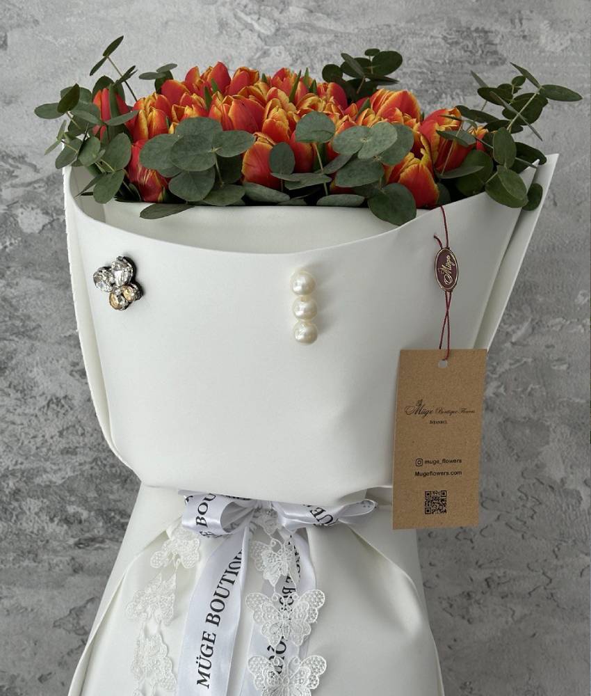 Sonbahar lale buketi