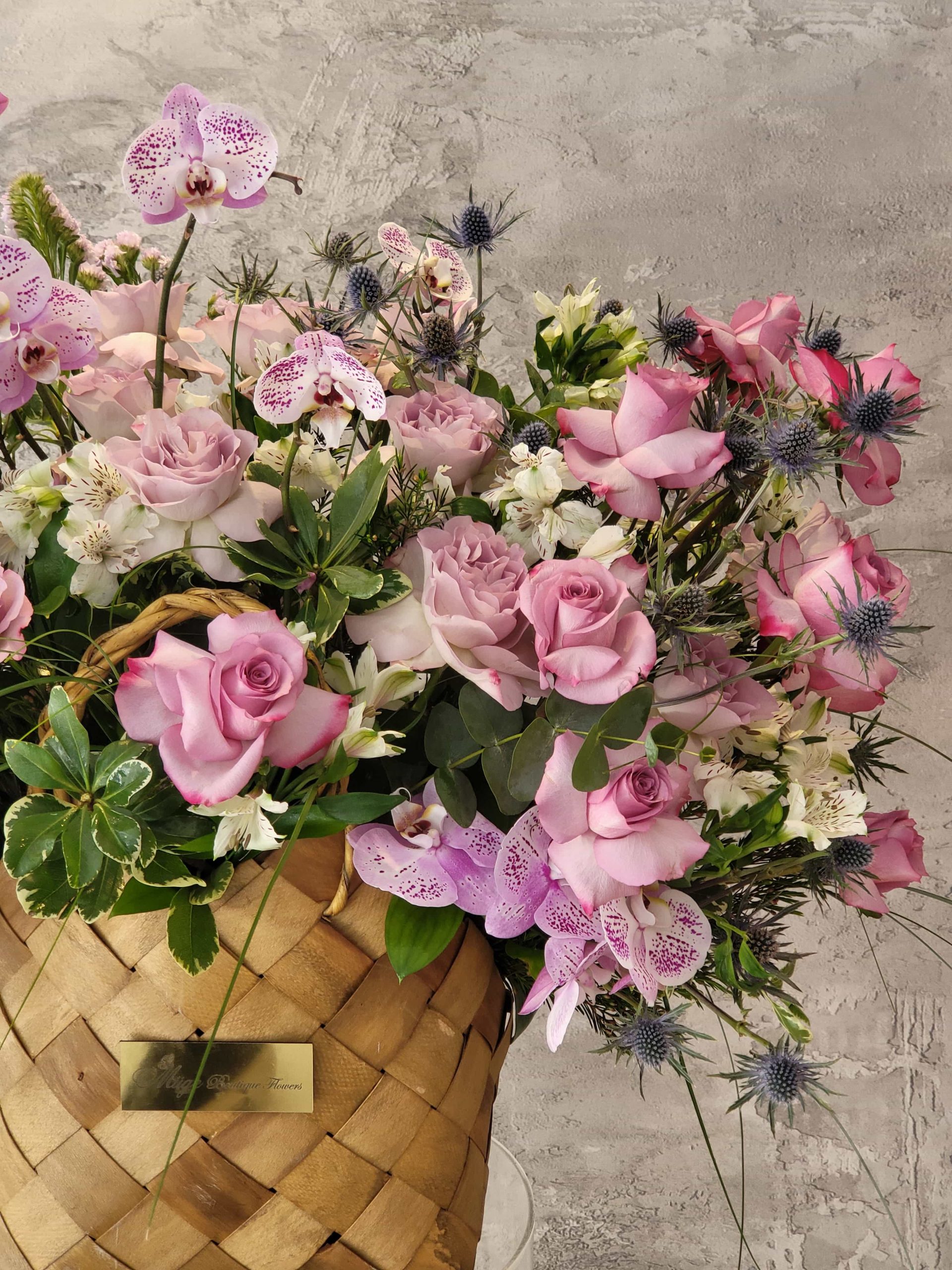 Cennetin taze çiçek sepeti